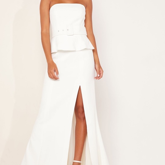 C/MEO Collective Dresses & Skirts - C/MEO Collective Mode Gown Ivory Size 8